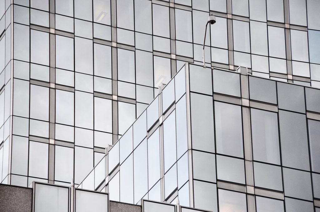 rumah minimalis jendela aluminium pintu kamar mandi kaca aluminium