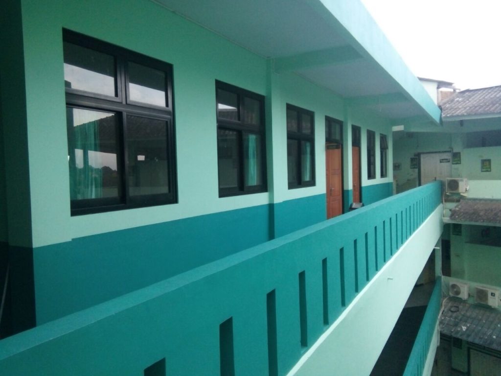 Jual Kusen Aluminium di Bekasi Kota 2 harga pintu kawat nyamuk aluminium, jual kusen aluminium di bekasi