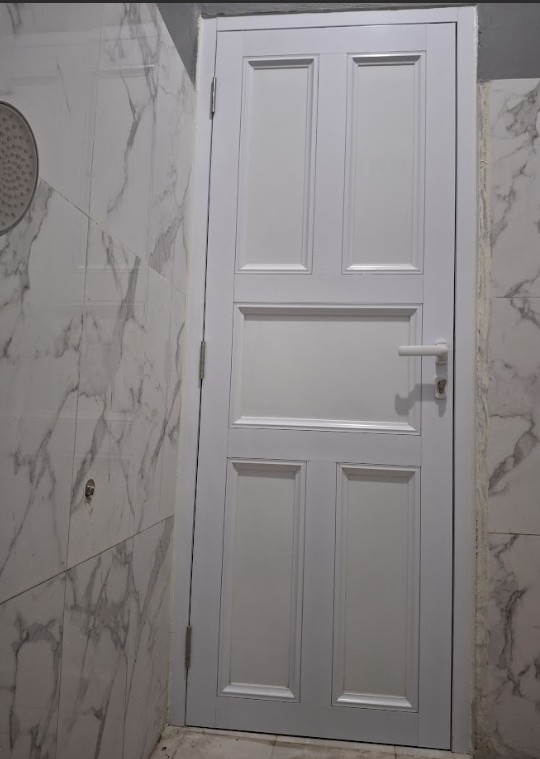 Kontraktor Pintu Aluminium di Jakarta Timur